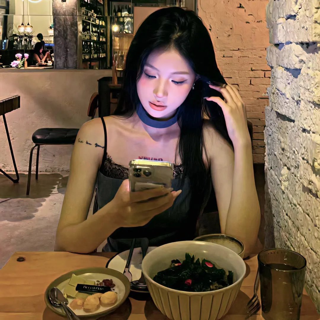 传闻中的女人
